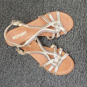 Report sandal, gold, size 7.5